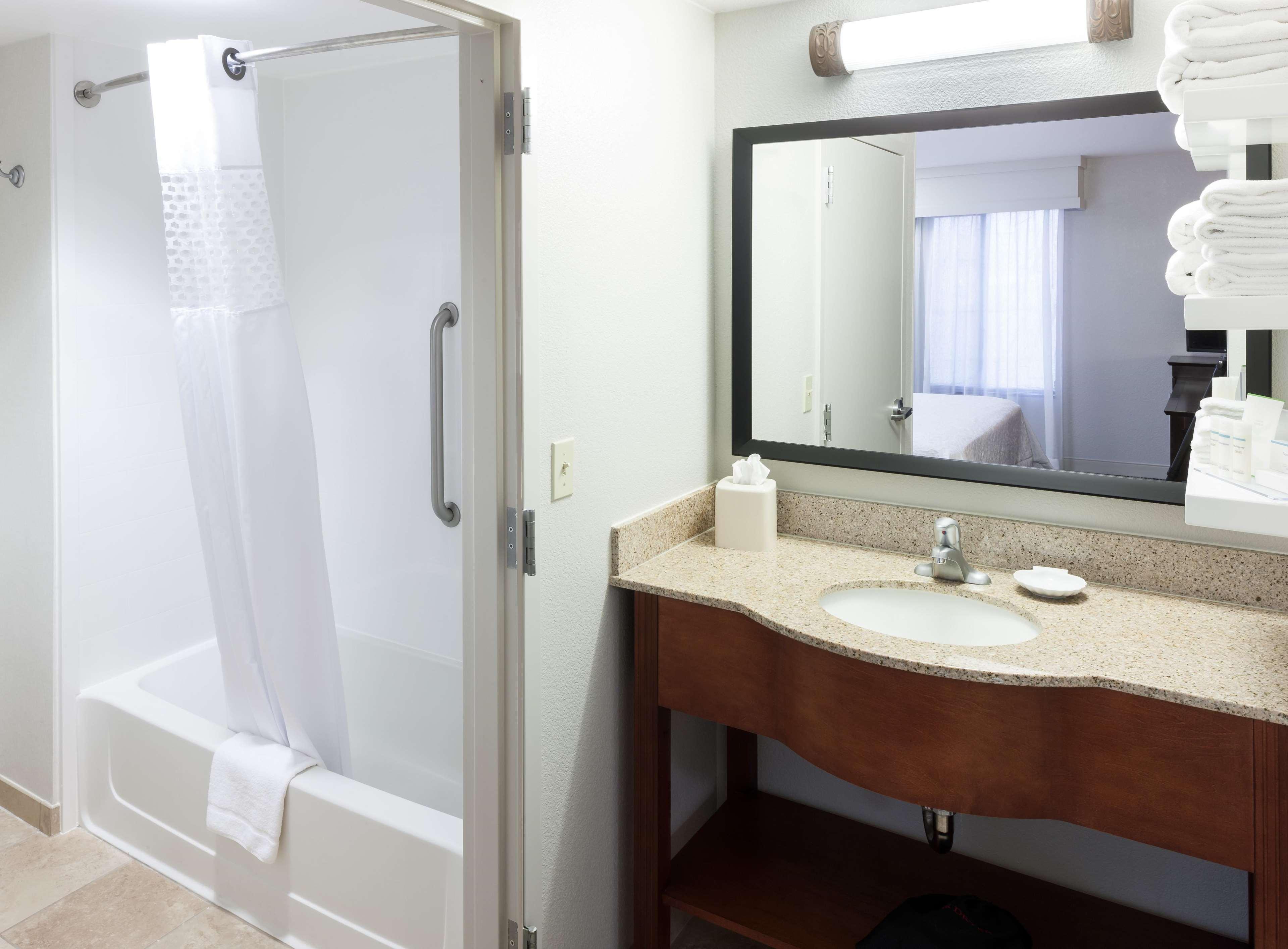 Hampton Inn & Suites Tulare Extérieur photo
