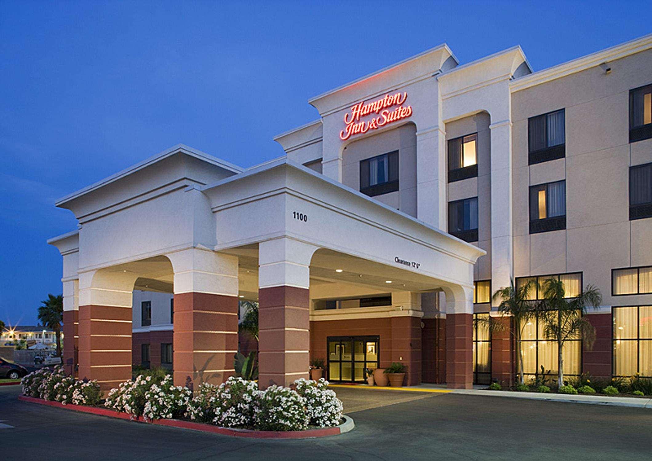 Hampton Inn & Suites Tulare Extérieur photo