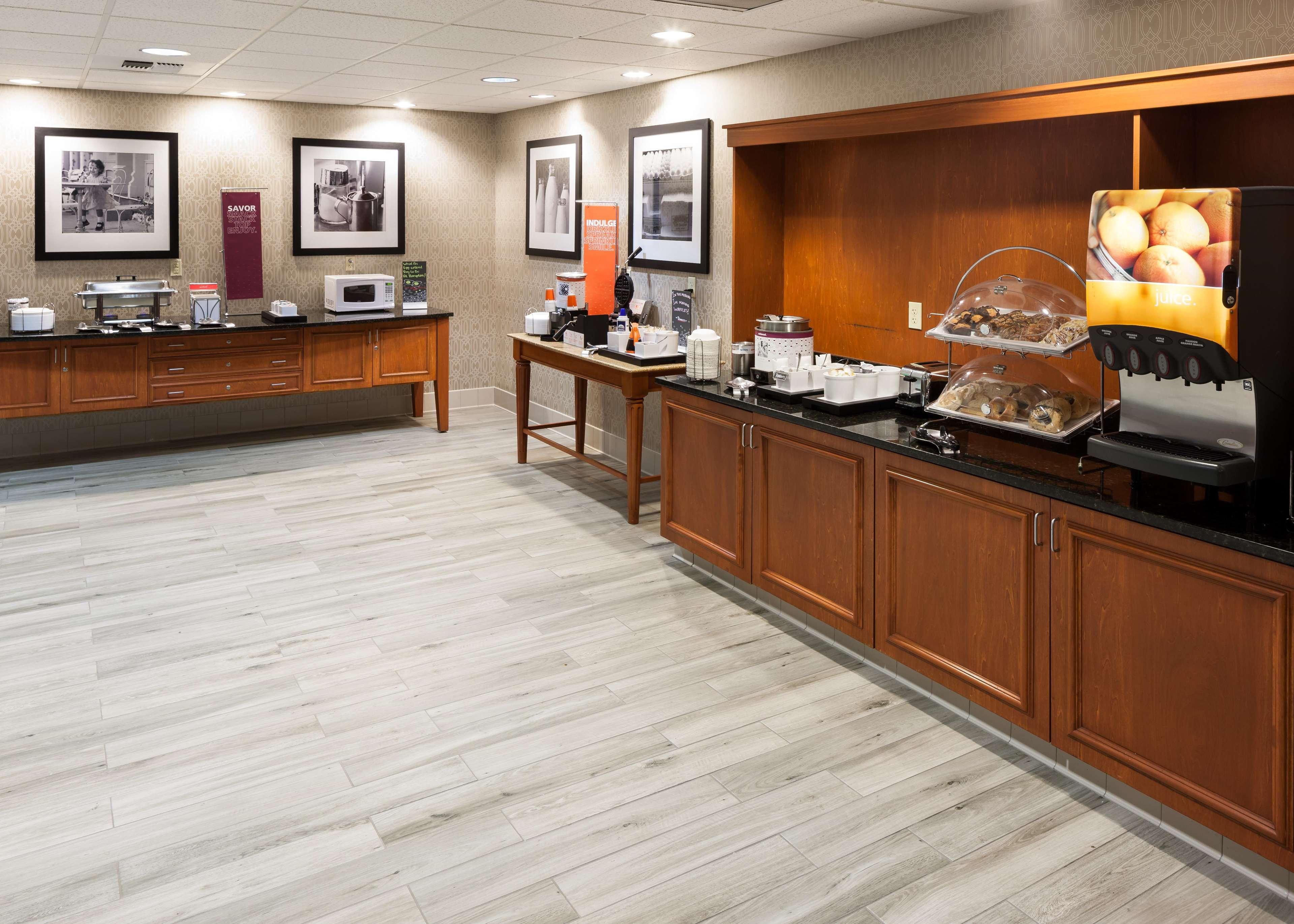 Hampton Inn & Suites Tulare Extérieur photo