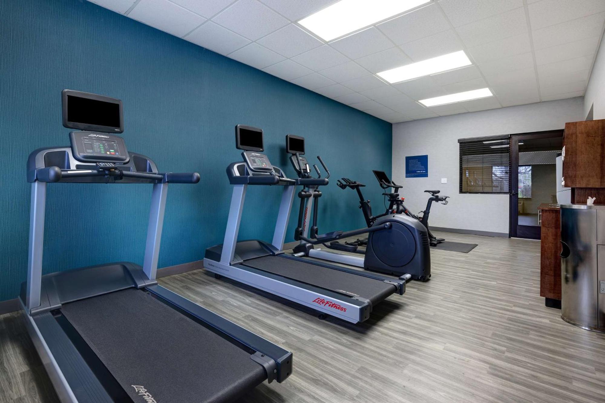 Hampton Inn & Suites Tulare Extérieur photo