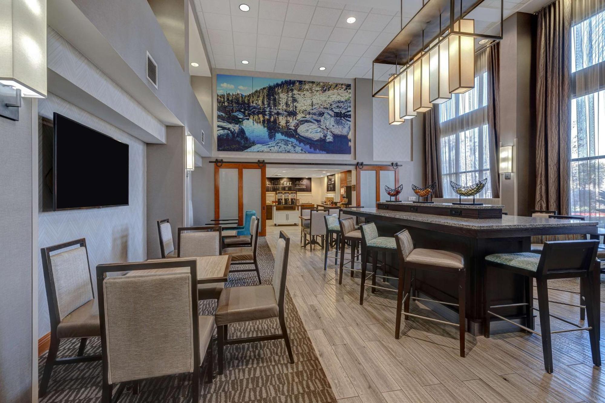 Hampton Inn & Suites Tulare Extérieur photo